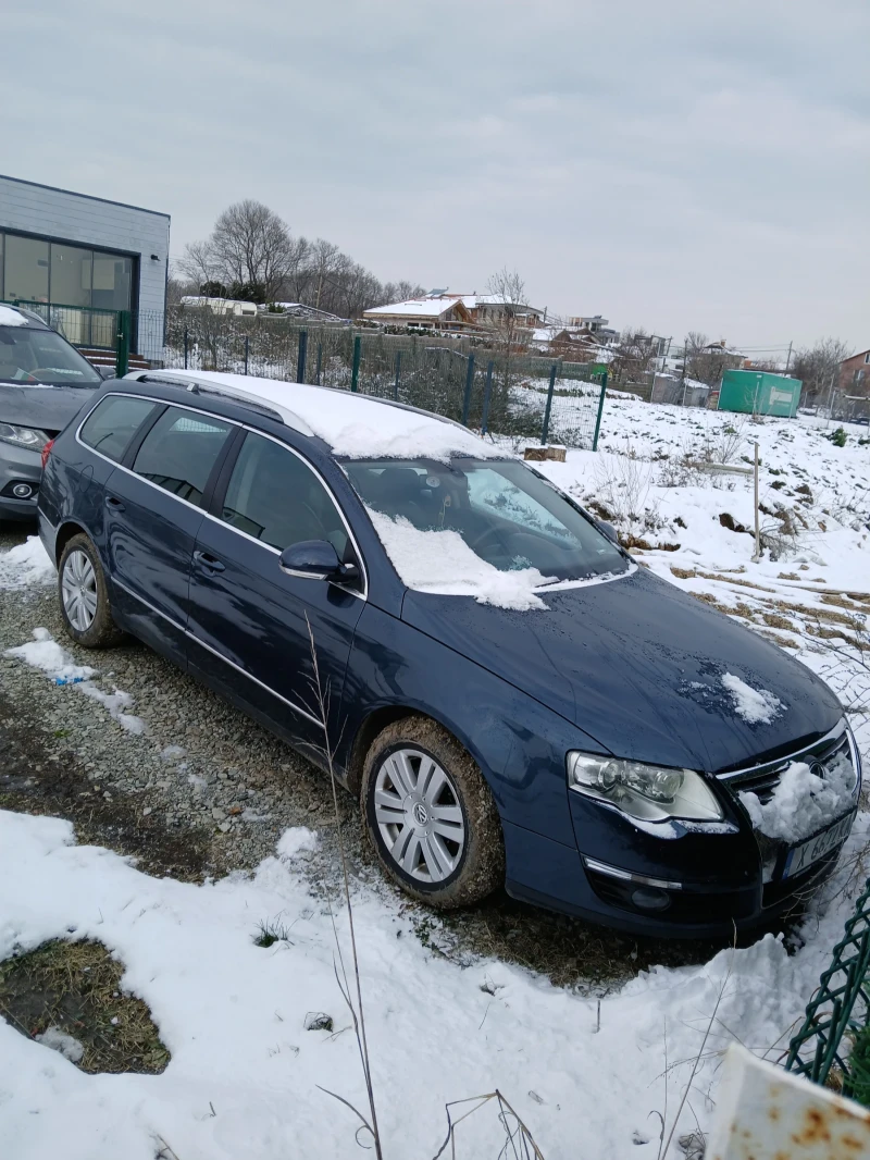 VW Passat, снимка 1 - Автомобили и джипове - 49204676