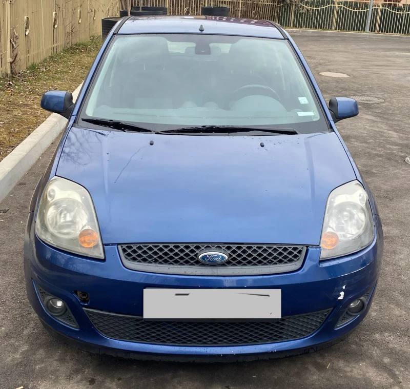 Ford Fiesta, снимка 1 - Автомобили и джипове - 49288133