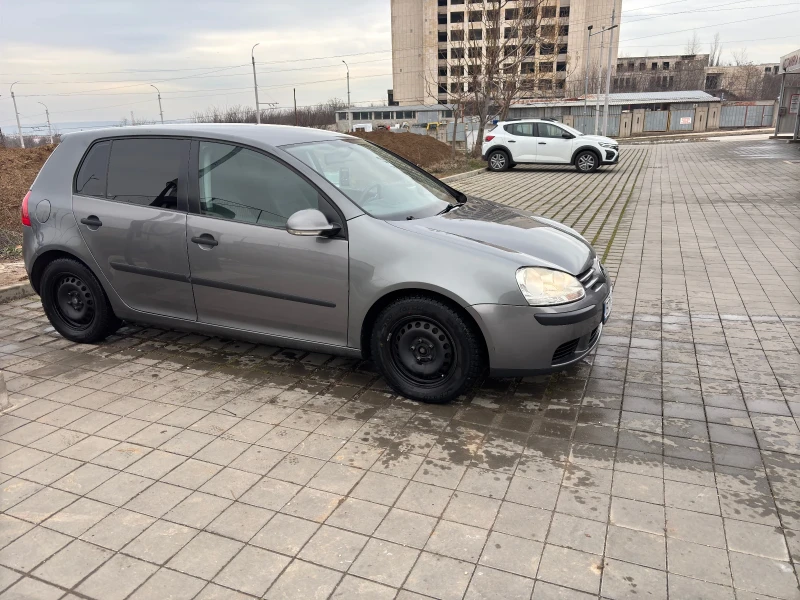 VW Golf 1.9 TDI , снимка 8 - Автомобили и джипове - 49439626