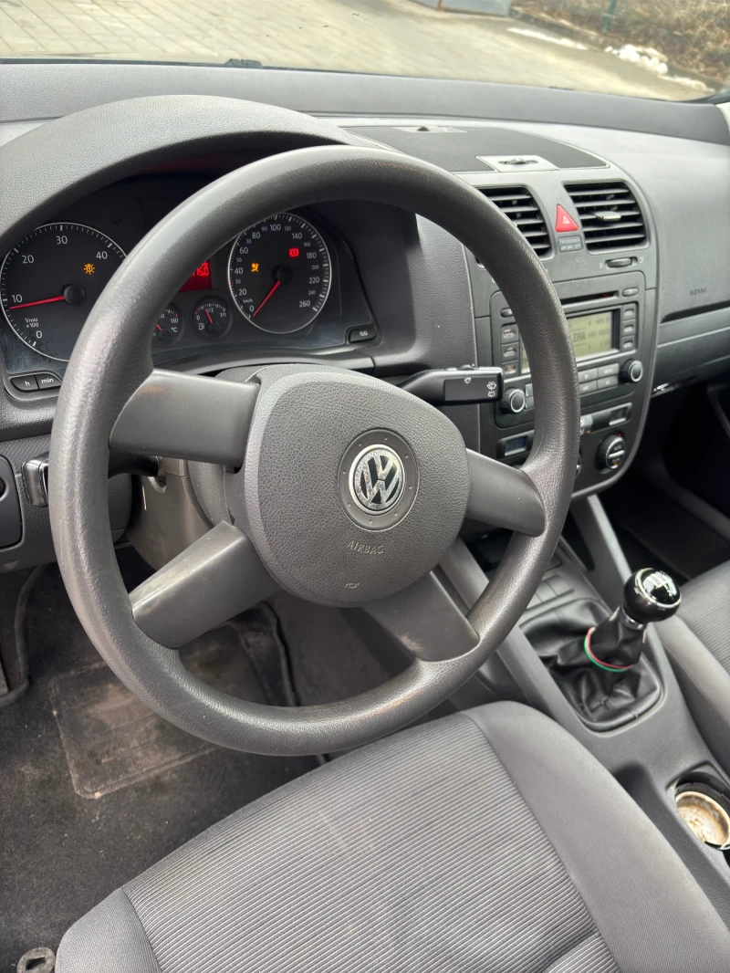 VW Golf 1.9 TDI , снимка 13 - Автомобили и джипове - 49439626