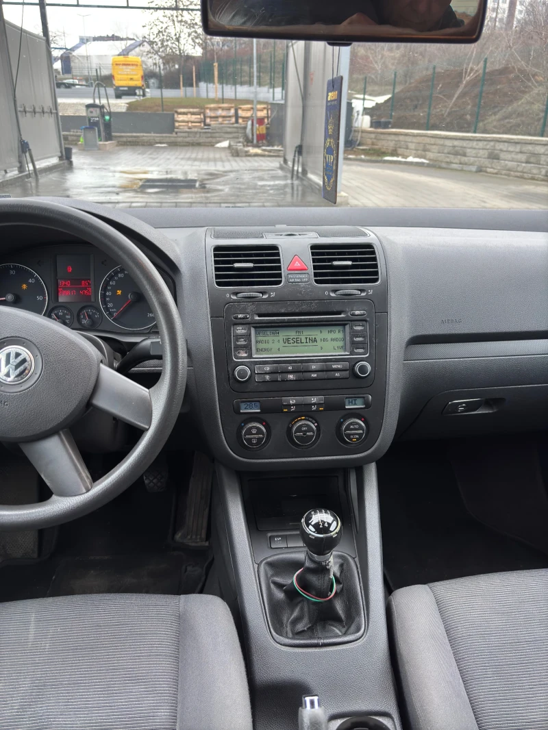 VW Golf 1.9 TDI , снимка 6 - Автомобили и джипове - 49439626