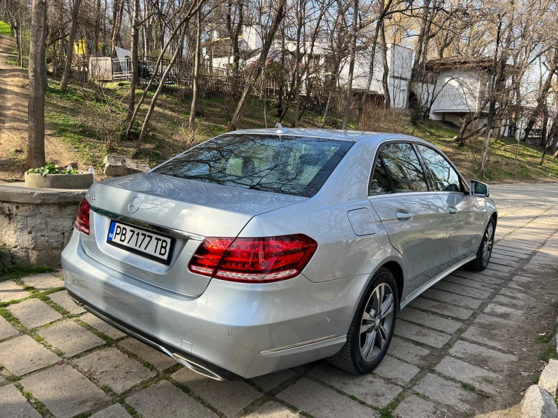 Mercedes-Benz E 200 E 200, снимка 5 - Автомобили и джипове - 49453800