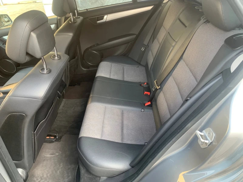Mercedes-Benz C 220 2.2CDI AMG, снимка 15 - Автомобили и джипове - 51142660