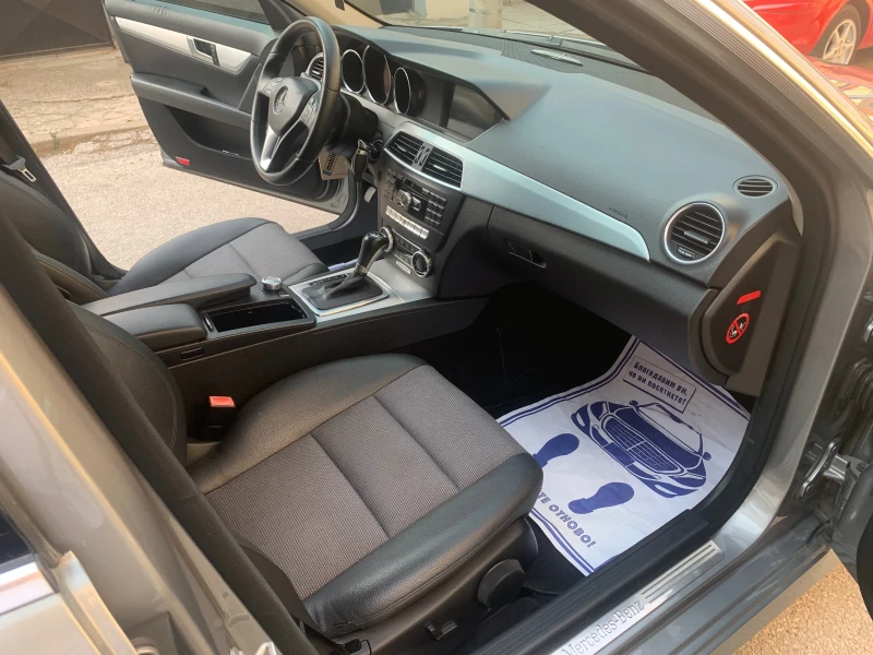 Mercedes-Benz C 220 2.2CDI AMG, снимка 10 - Автомобили и джипове - 51142660