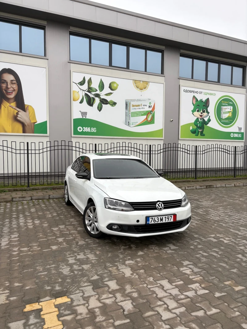 VW Jetta 2.0 TDI | автоматик | кожа | люк, снимка 3 - Автомобили и джипове - 52341007