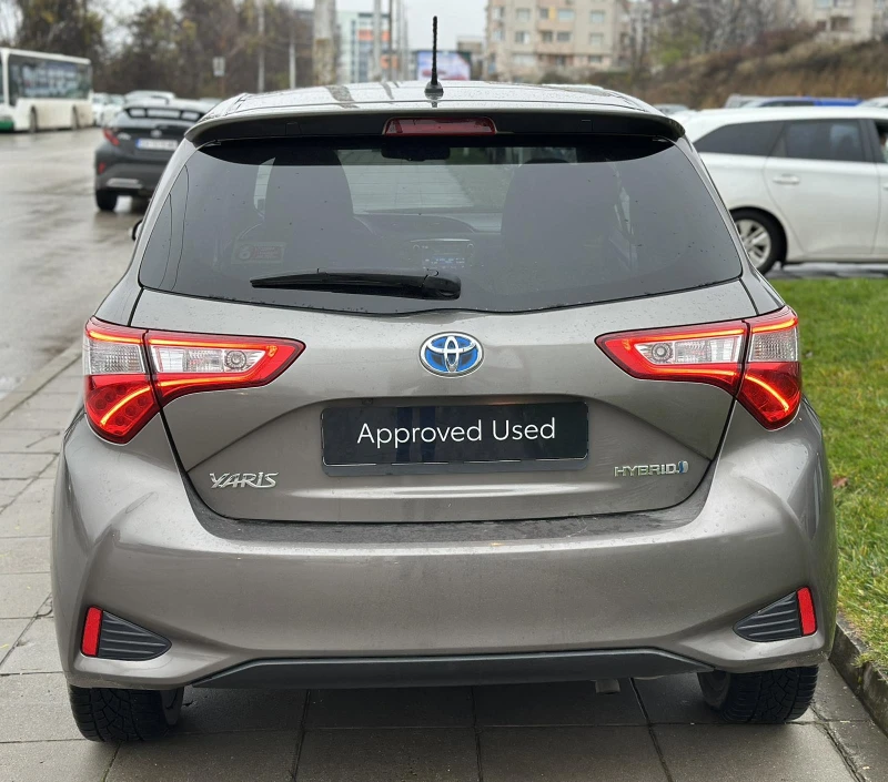 Toyota Yaris 1.5 HEV SOL, снимка 7 - Автомобили и джипове - 52616895