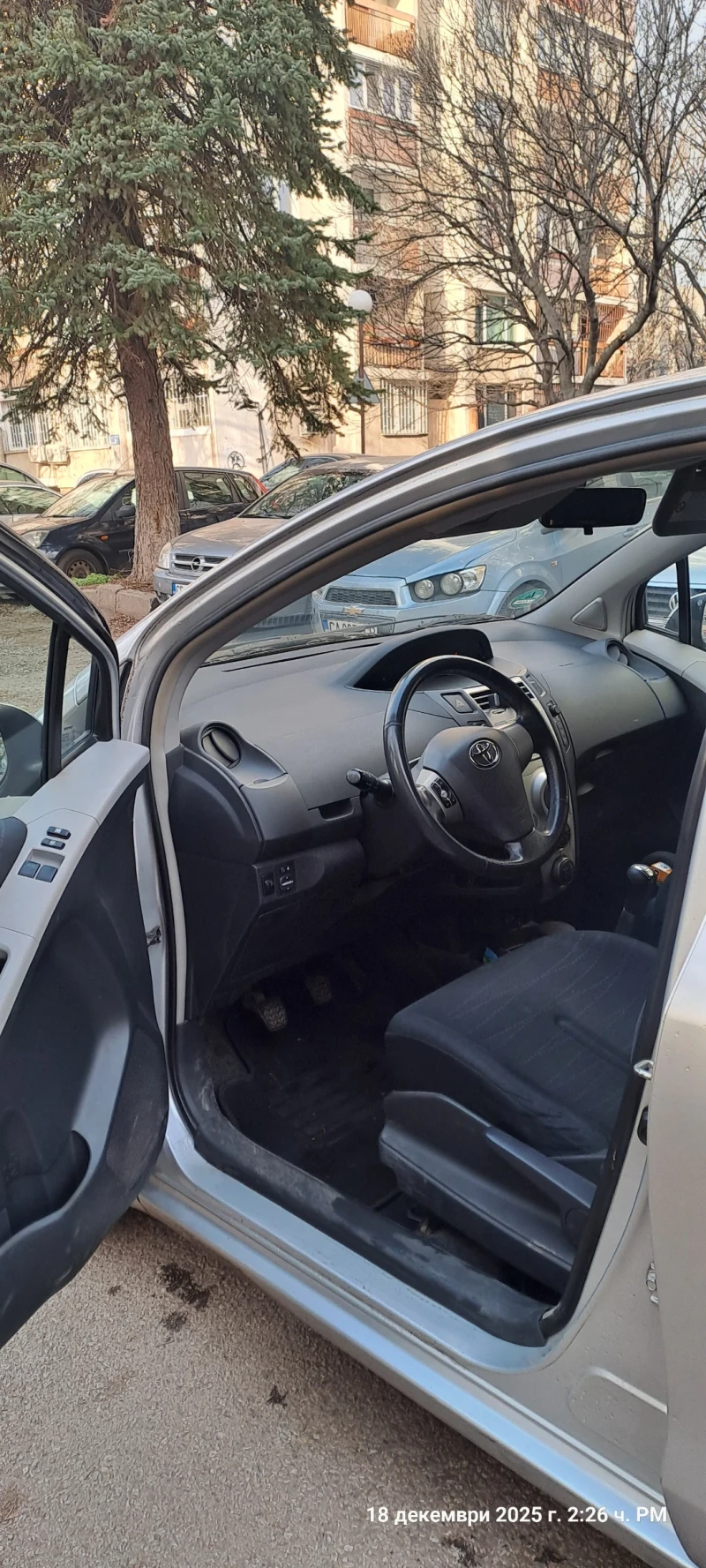 Toyota Yaris, снимка 7 - Автомобили и джипове - 53067423