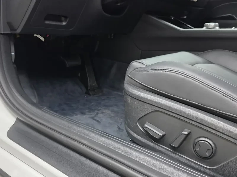 Kia K5 2.0 Lpi Prestige, снимка 16 - Автомобили и джипове - 55886789