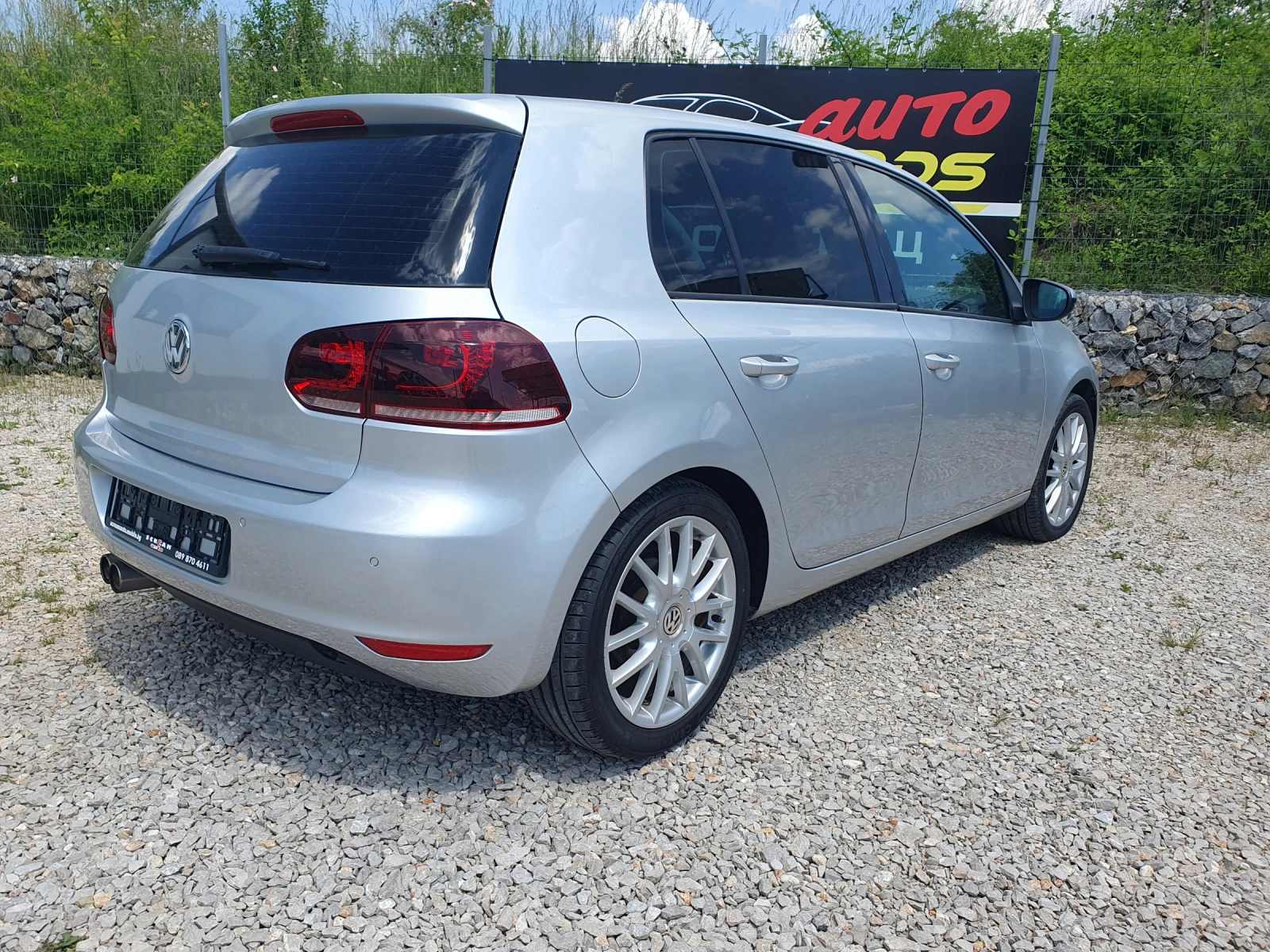 VW Golf 1.6 102кс ГАЗ - изображение 4