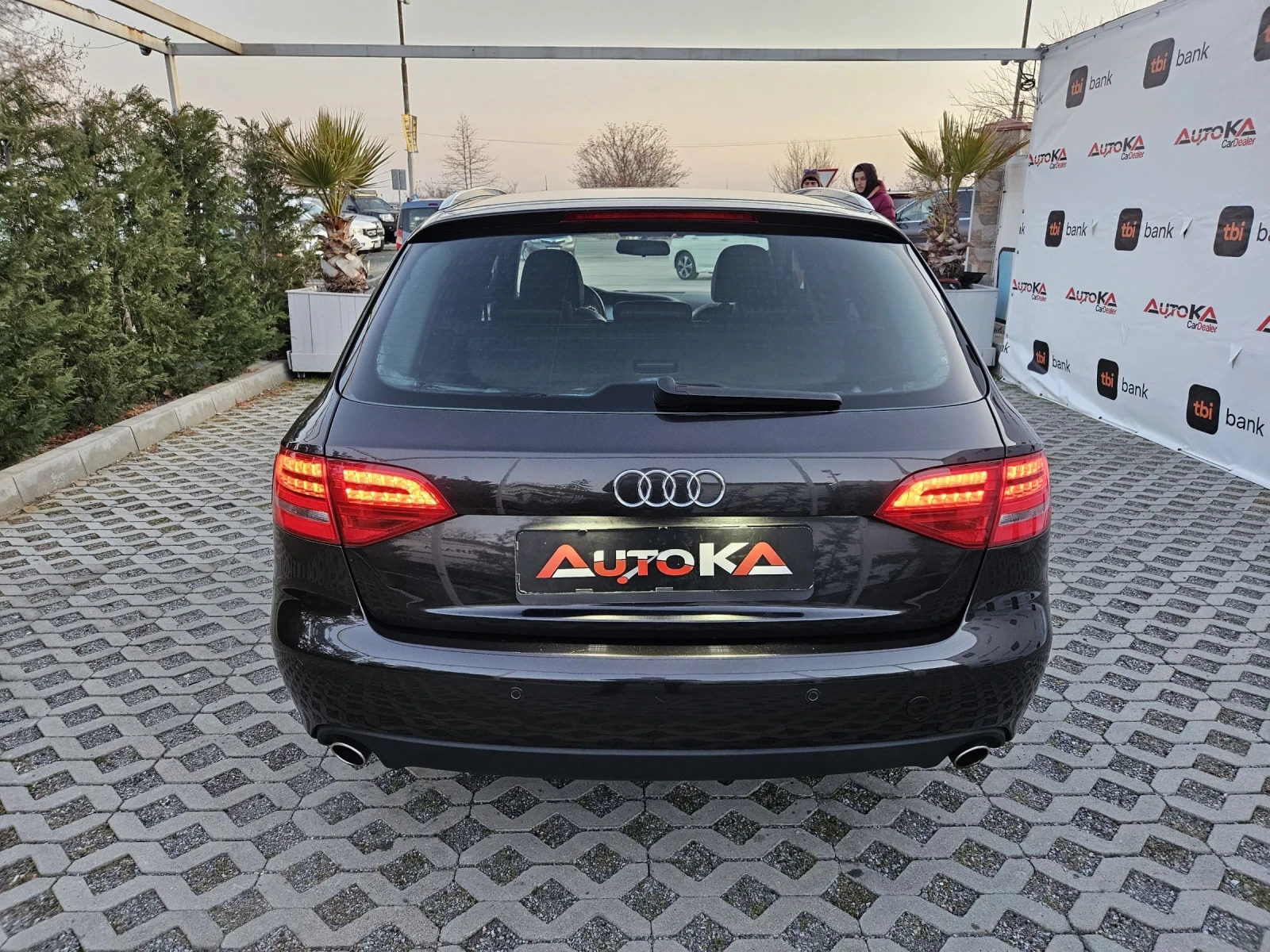 Audi A4 2.0TDI-143кс= АВТОМАТ= 3ХS-Line= LED= 192.000км - изображение 4