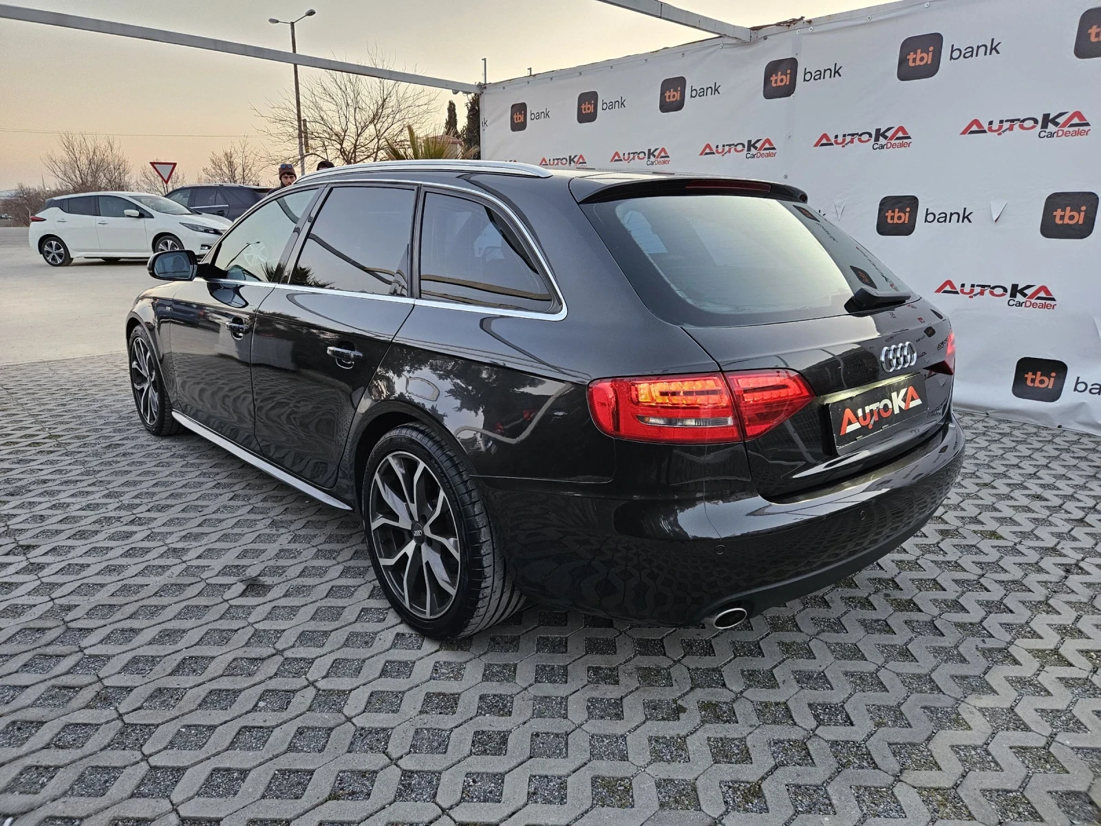 Audi A4 2.0TDI-143кс= АВТОМАТ= 3ХS-Line= LED= 192.000км - изображение 5