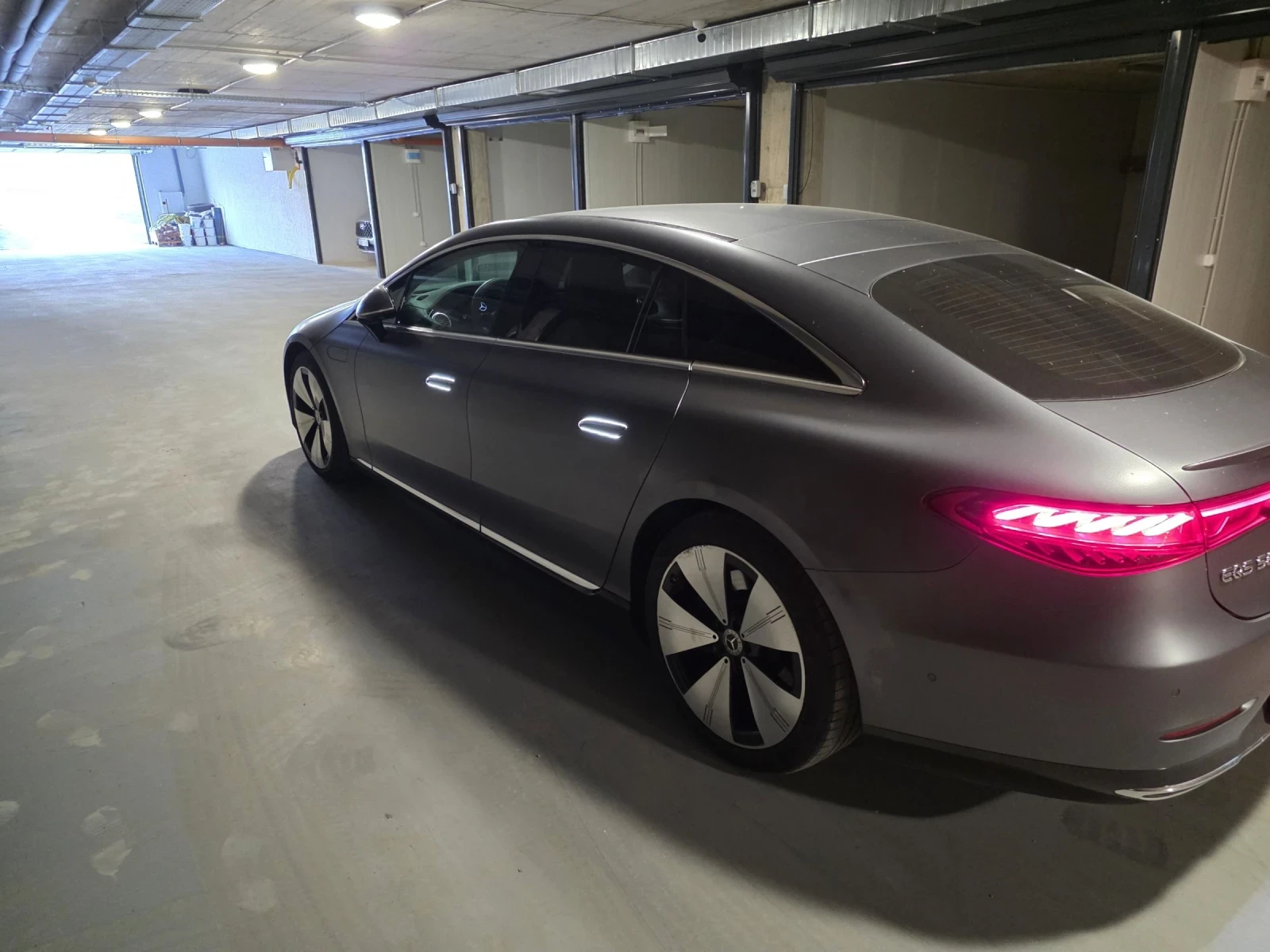 Mercedes-Benz EQS 580 4MATIC - изображение 4