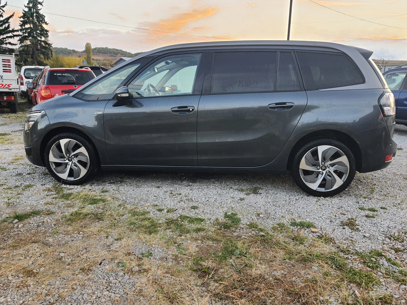 Citroen C4 Picasso  - изображение 8