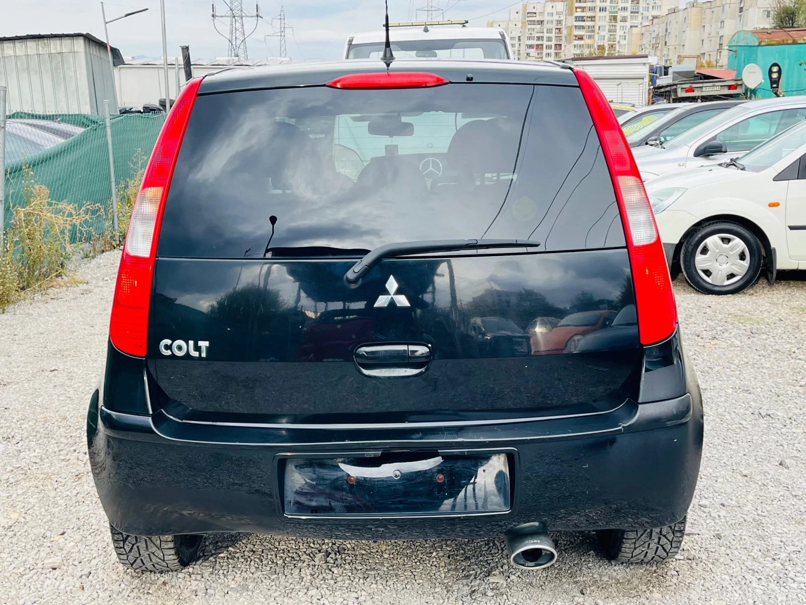 Mitsubishi Colt 1.1i/75k.c - изображение 5