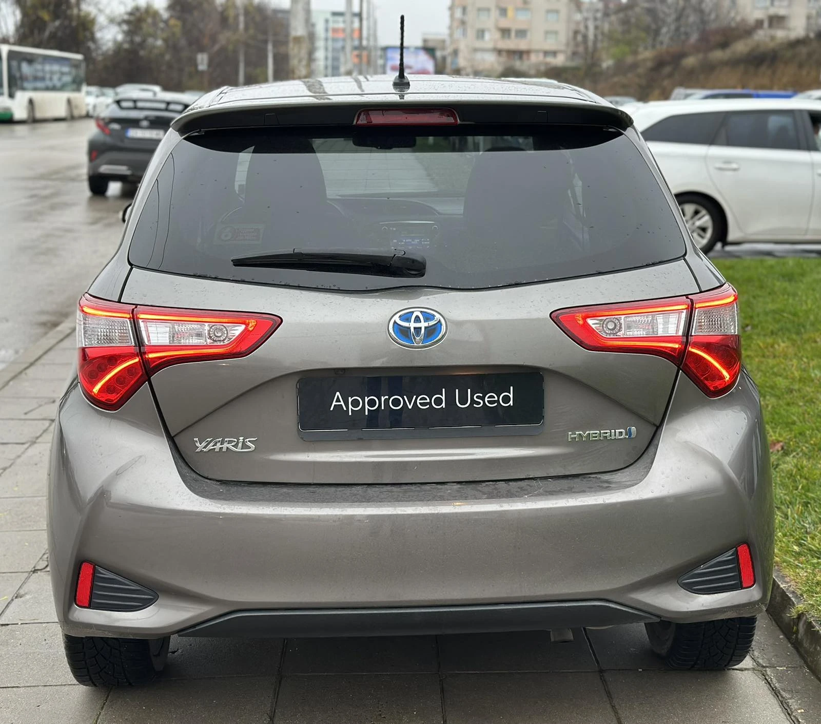 Toyota Yaris 1.5 HEV SOL | Mobile.bg   7