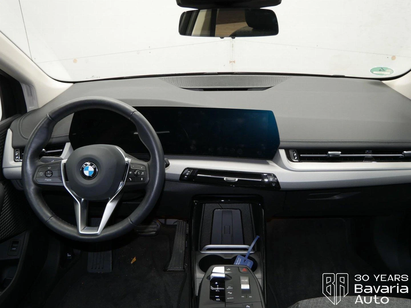 BMW 218 i Active Tourer M Sport Paket Steptronic - изображение 6