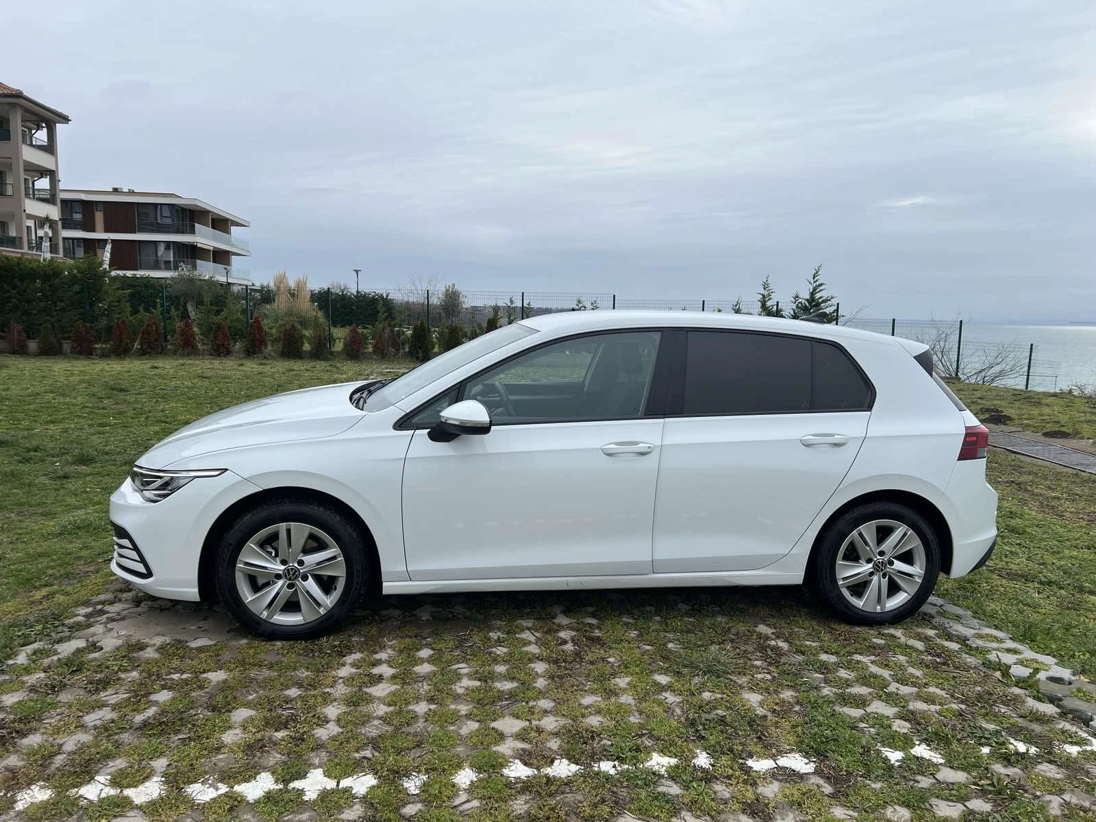 VW Golf Life New 2.0 TDI - изображение 2