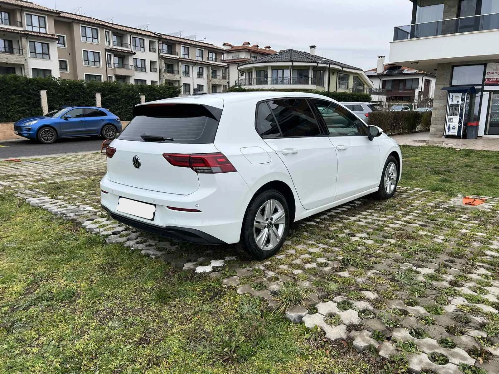 VW Golf Life New 2.0 TDI - изображение 8