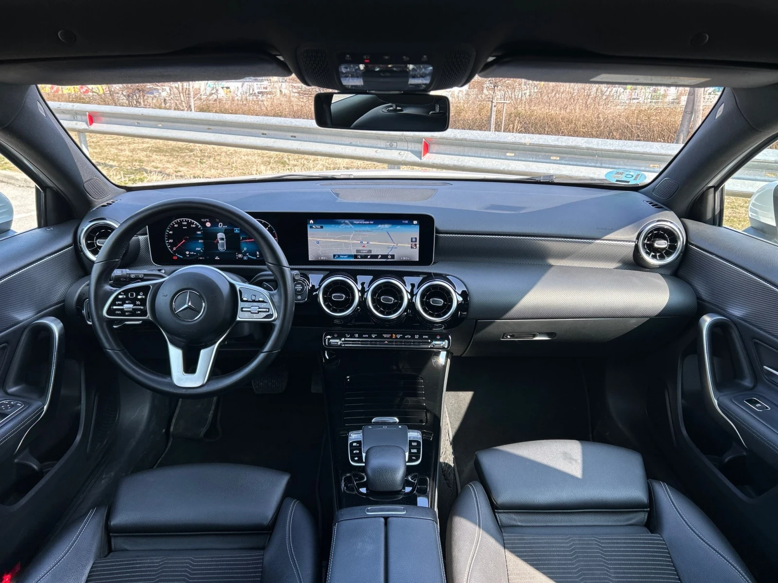 Mercedes-Benz A 220, снимка 11 - Автомобили и джипове - 53746196