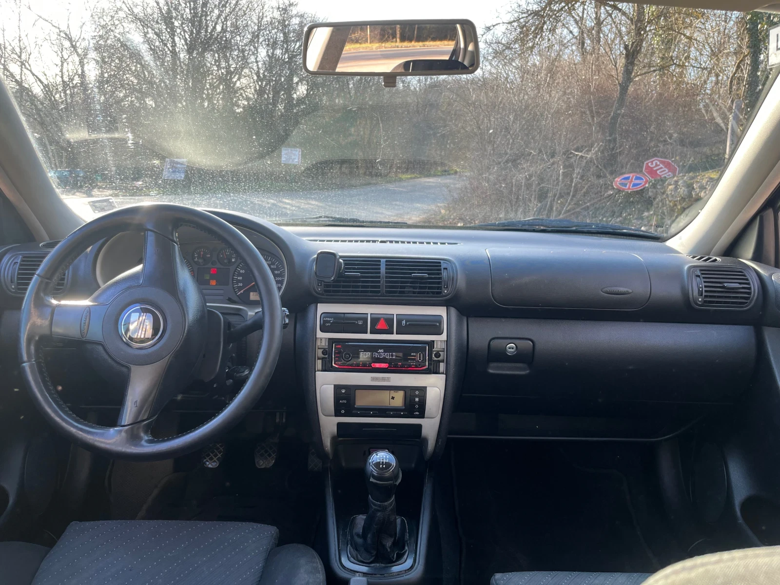 Seat Leon, снимка 9 - Автомобили и джипове - 53816281