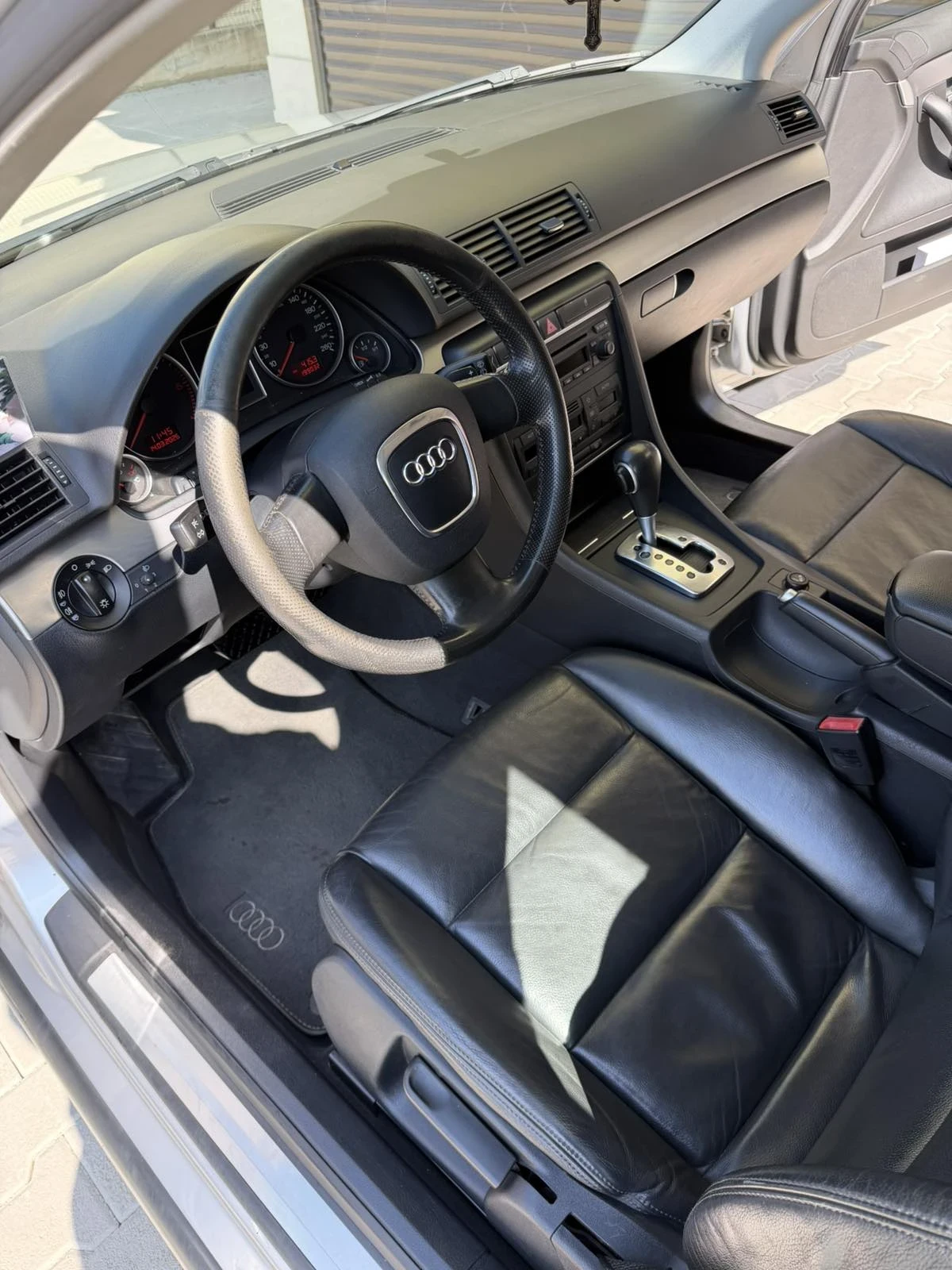 Audi A4, снимка 5 - Автомобили и джипове - 53835547