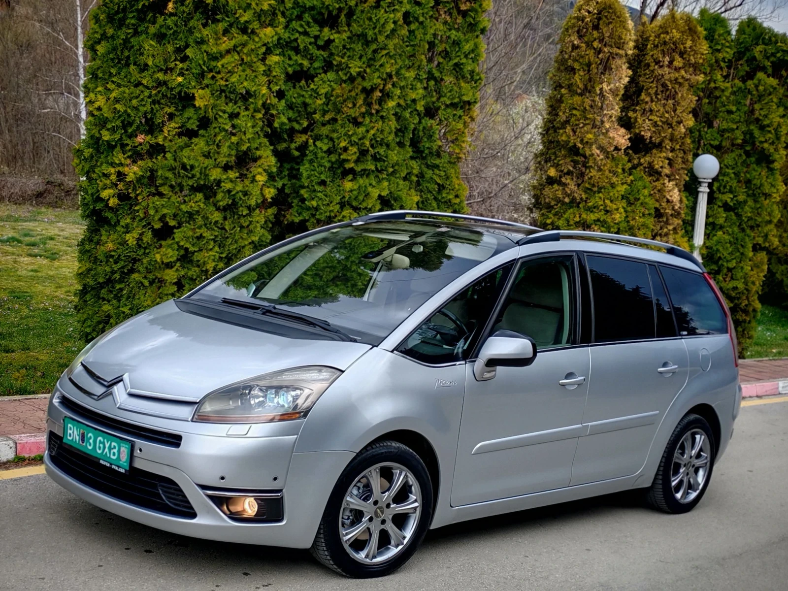 Citroen C4 Picasso 2.0HDI(136)* АВТОМАТИК* FACELIFT* EXCLUSIVE* , снимка 3 - Автомобили и джипове - 53995740