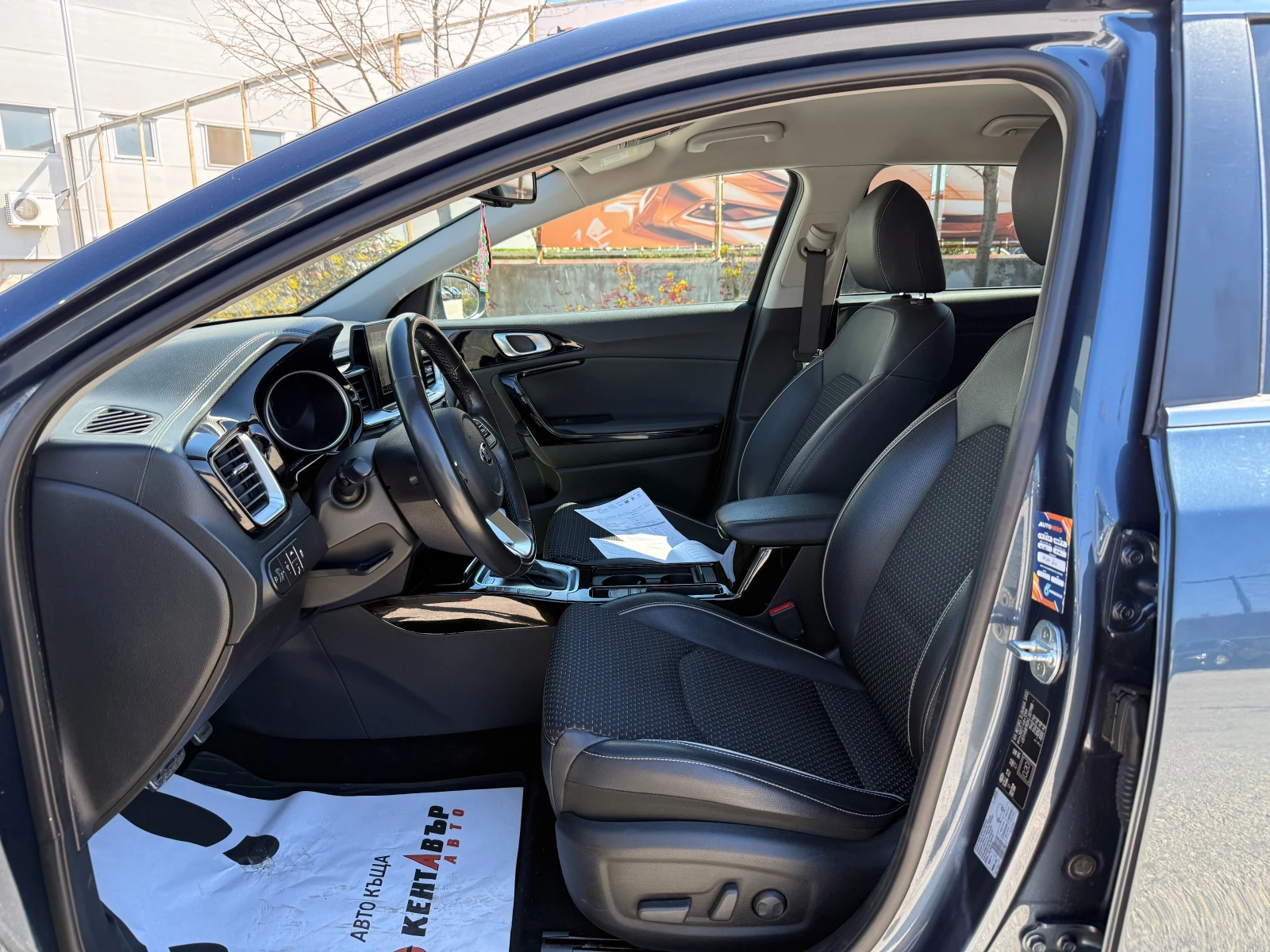 Kia Ceed, снимка 8 - Автомобили и джипове - 54131442