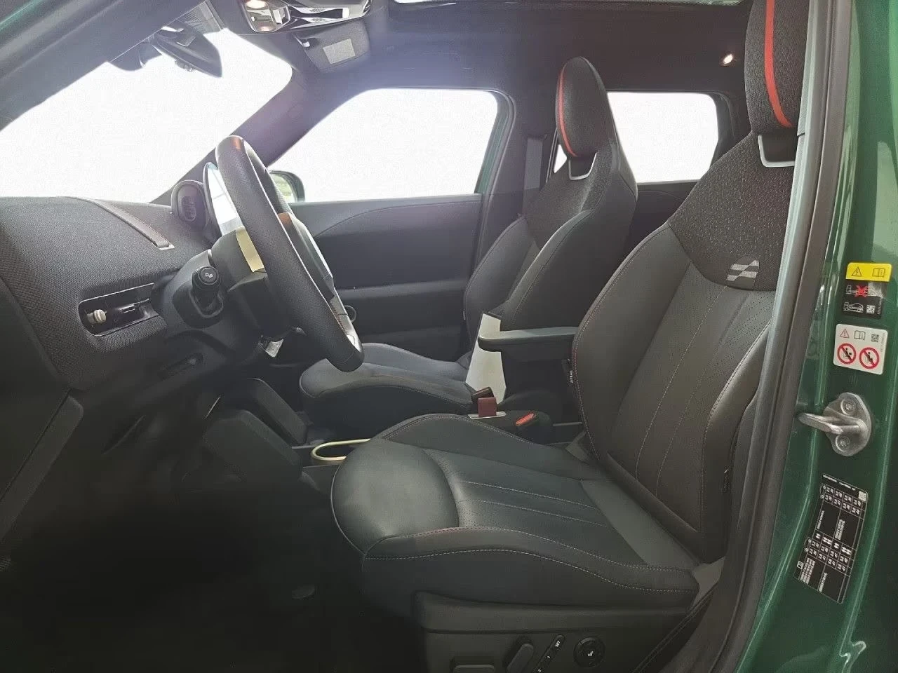 Mini Aceman SE JCW Trim XL Full Options, снимка 6 - Автомобили и джипове - 54145490
