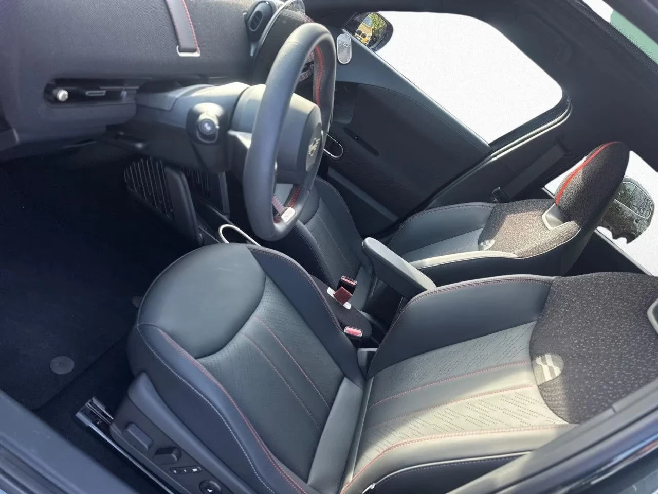 Mini Aceman SE JCW Trim XL Full Options, снимка 7 - Автомобили и джипове - 54145490