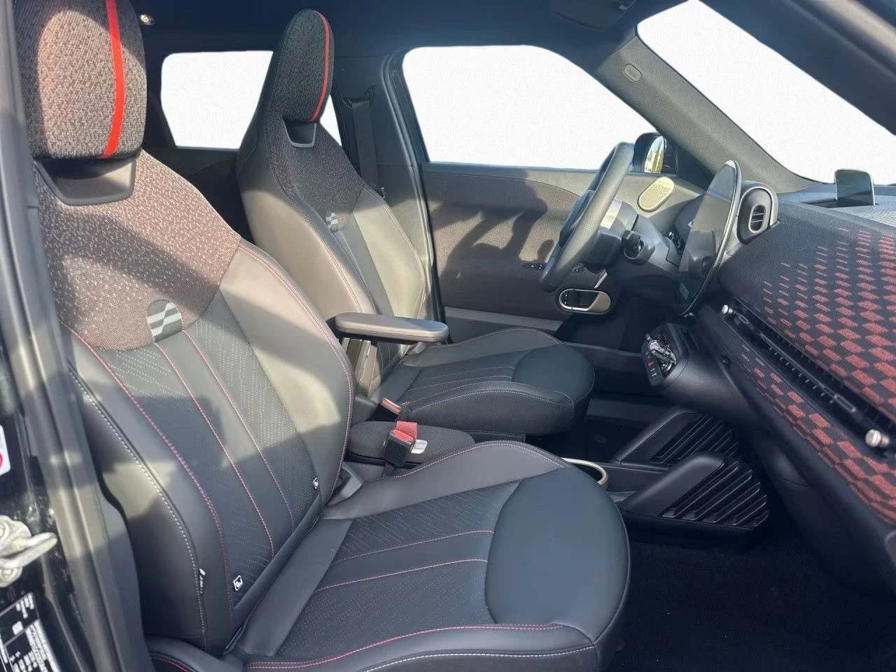 Mini Aceman SE JCW Trim XL Full Options, снимка 5 - Автомобили и джипове - 54145490