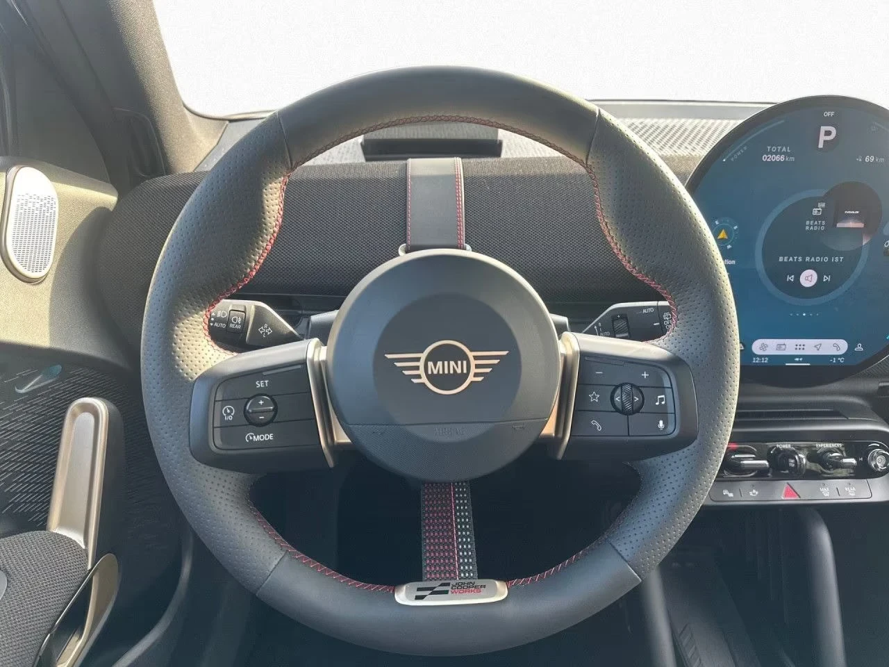 Mini Aceman SE JCW Trim XL Full Options, снимка 9 - Автомобили и джипове - 54145490