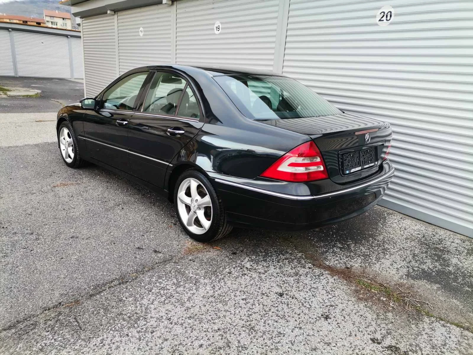 Mercedes-Benz C 220 Barter, снимка 6 - Автомобили и джипове - 54230938