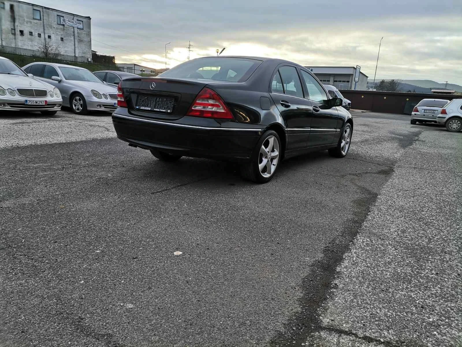 Mercedes-Benz C 220 Barter, снимка 5 - Автомобили и джипове - 54230938