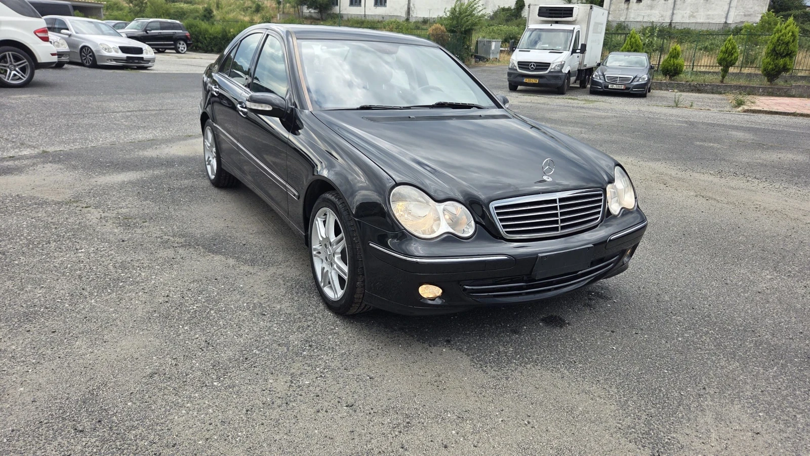 Mercedes-Benz C 220 Barter, снимка 9 - Автомобили и джипове - 55267471
