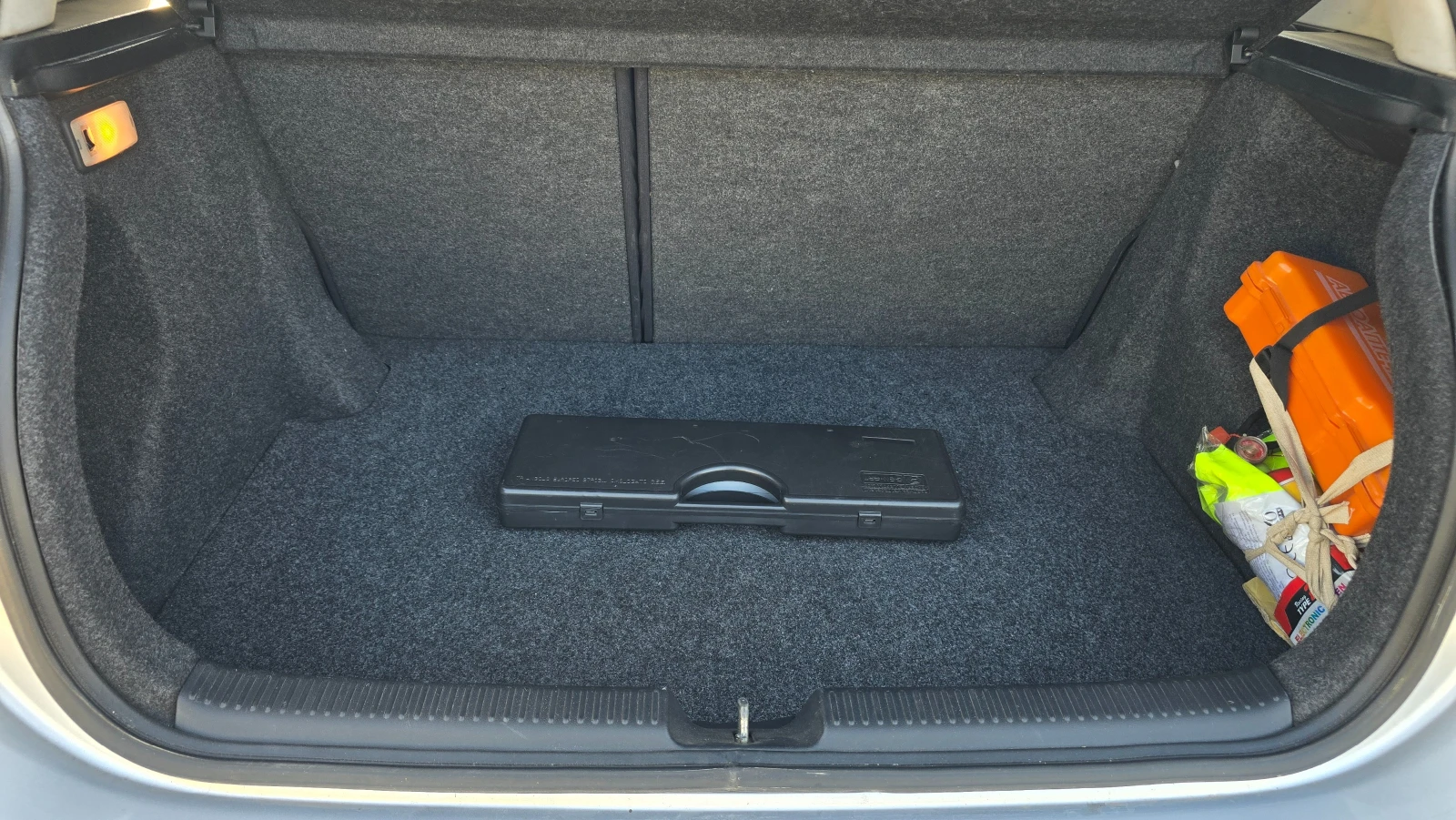 Toyota Corolla, снимка 12 - Автомобили и джипове - 54323628