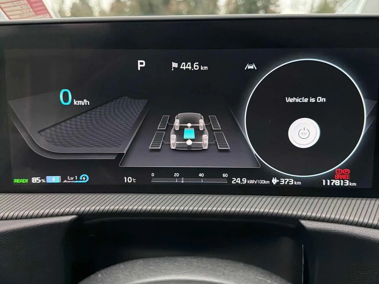 Kia EV6 LONG RANGE W/GT LINE PKG 2/CARFAX/Подгрев/Пано/4х4, снимка 6 - Автомобили и джипове - 54334697