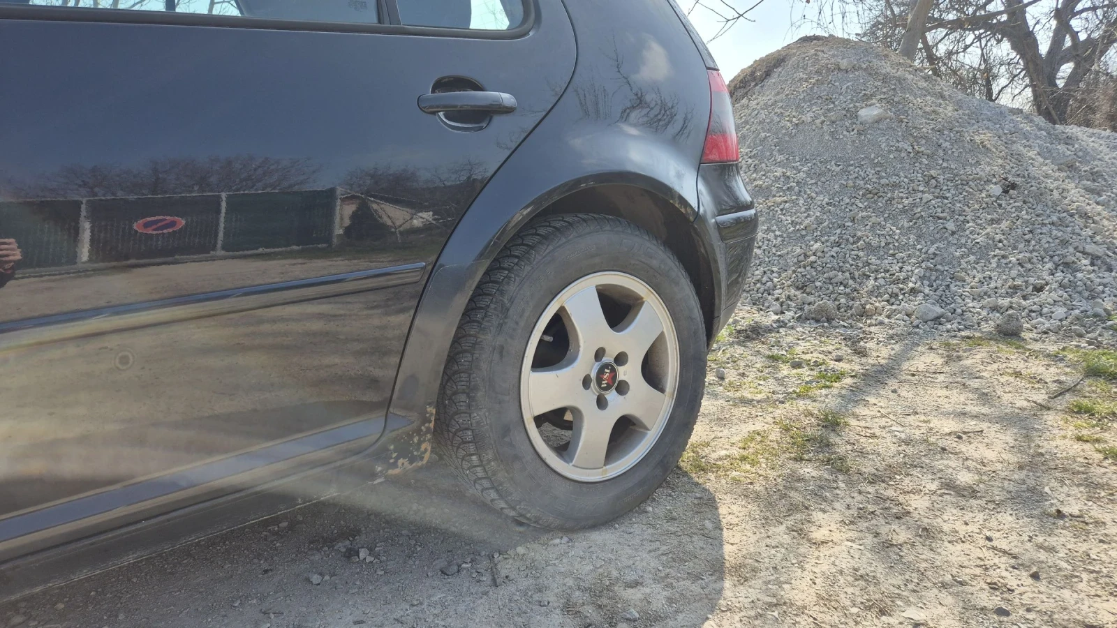 VW Golf 4, снимка 7 - Автомобили и джипове - 54635552