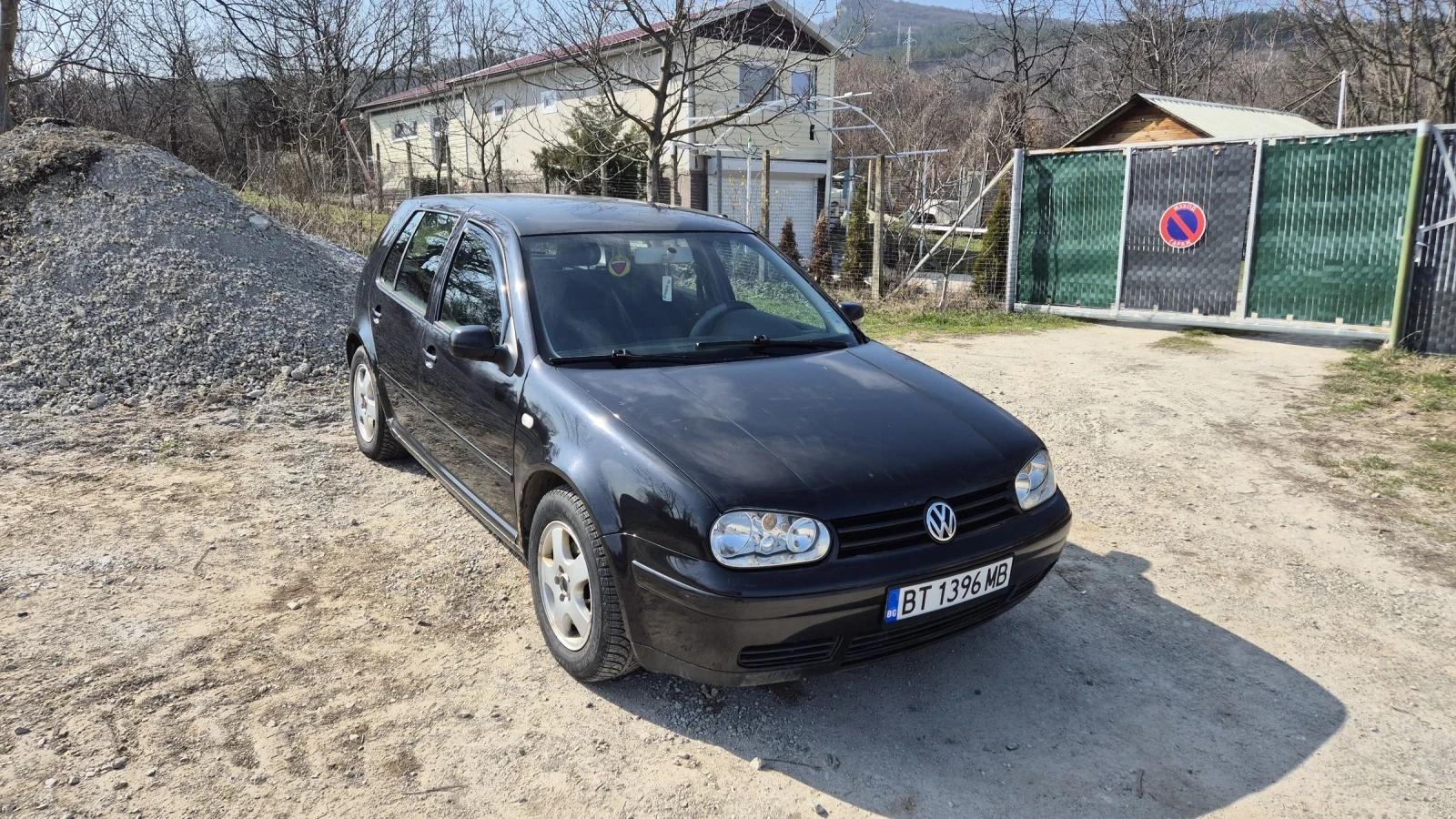 VW Golf 4, снимка 2 - Автомобили и джипове - 54635552