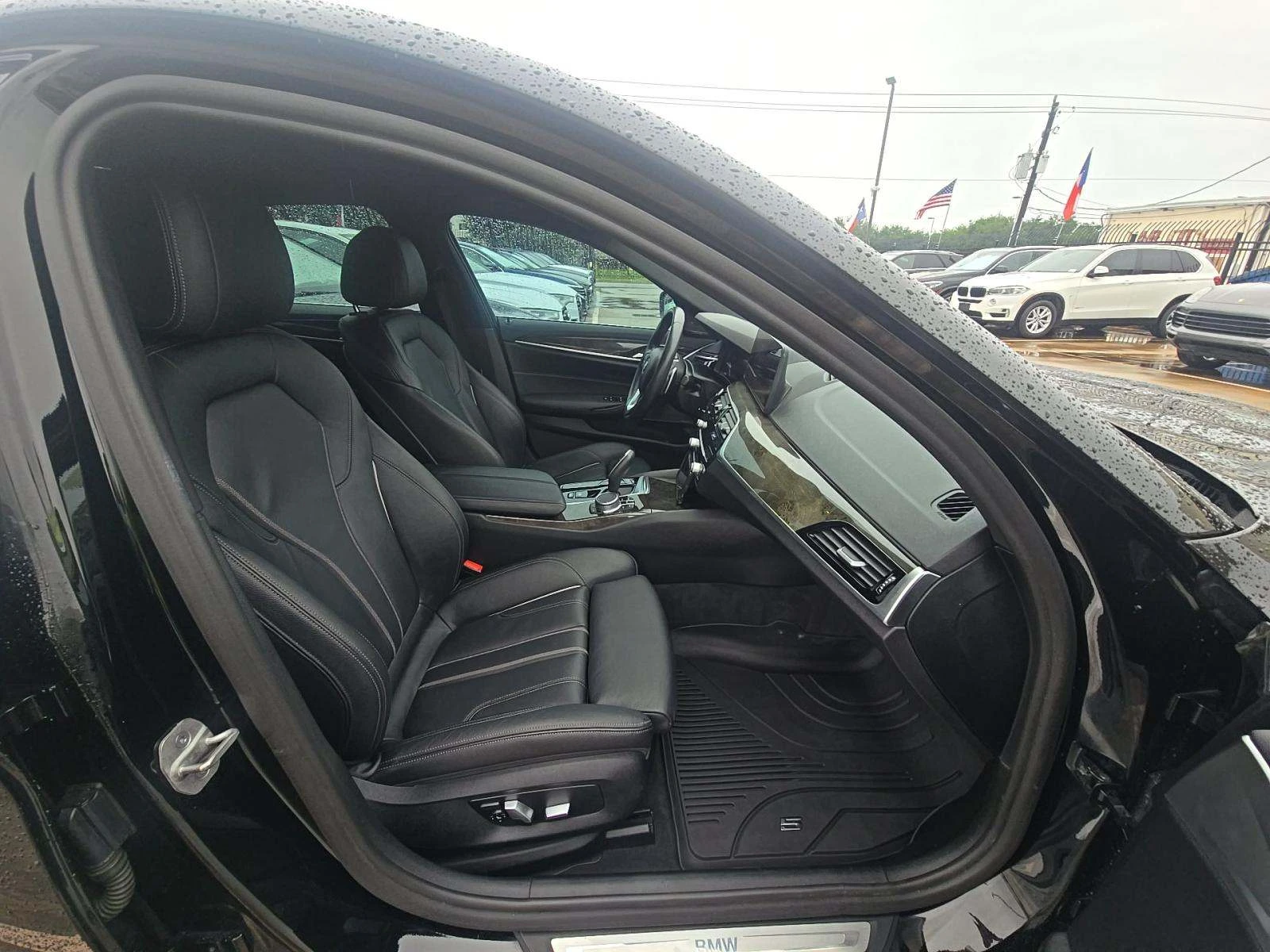 BMW 530 harman kardon* Head-Up* , снимка 5 - Автомобили и джипове - 54650639
