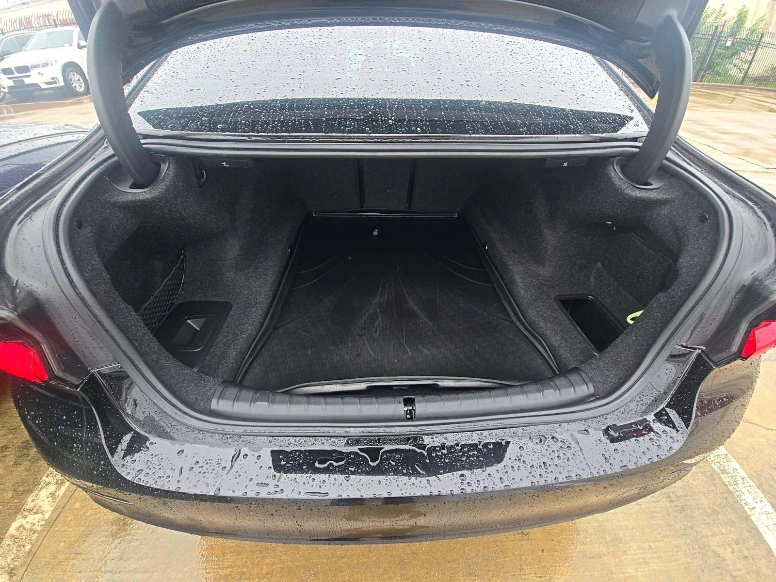 BMW 530 harman kardon* Head-Up* , снимка 11 - Автомобили и джипове - 54650639