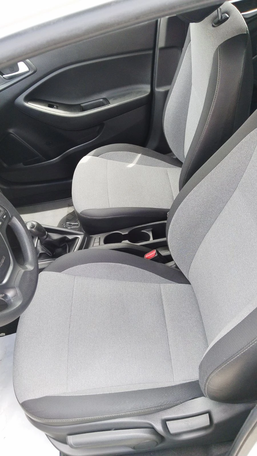 Hyundai I20 1.2 EURO 6 128467km. , снимка 6 - Автомобили и джипове - 54660625