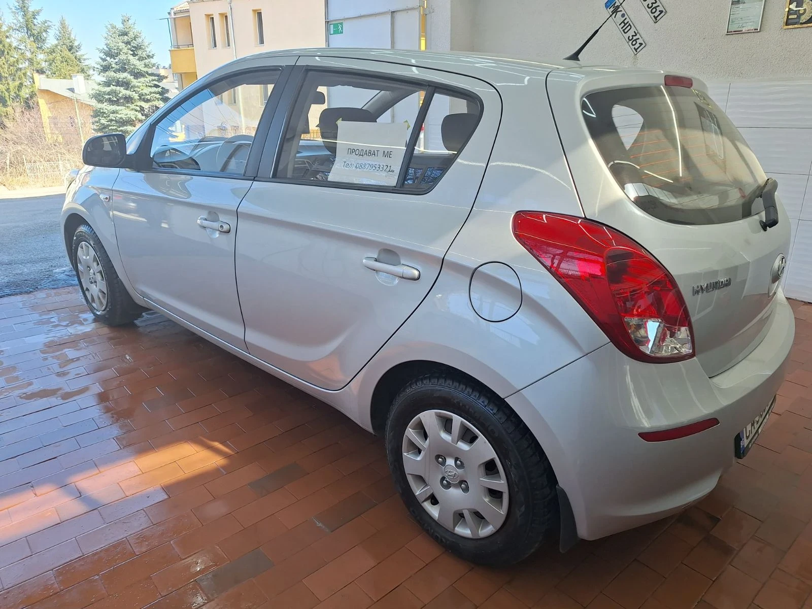 Hyundai I20, снимка 8 - Автомобили и джипове - 54713350
