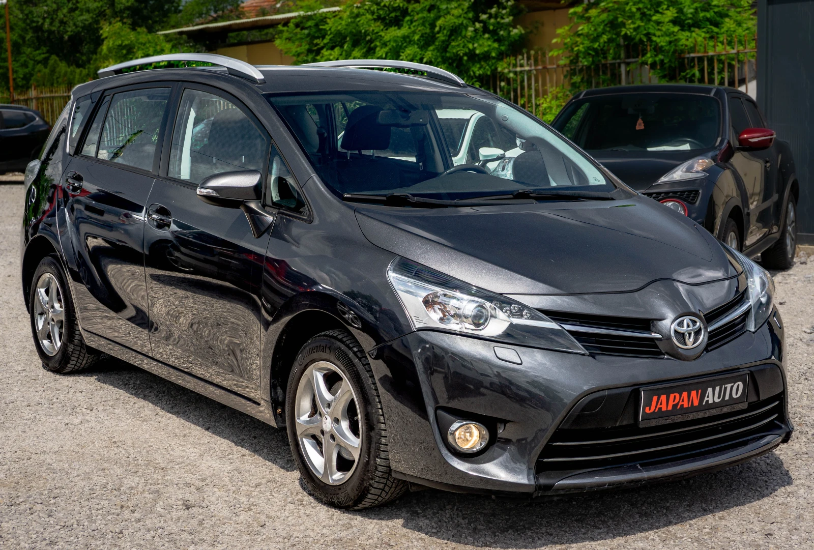 Toyota Verso 1.8 бензин 7 местна! ТОП! С ГАРАНЦИЯ! , снимка 3 - Автомобили и джипове - 54789109