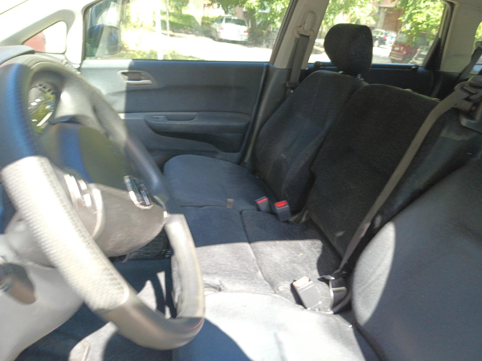 Honda Fr-v, снимка 11 - Автомобили и джипове - 55171200