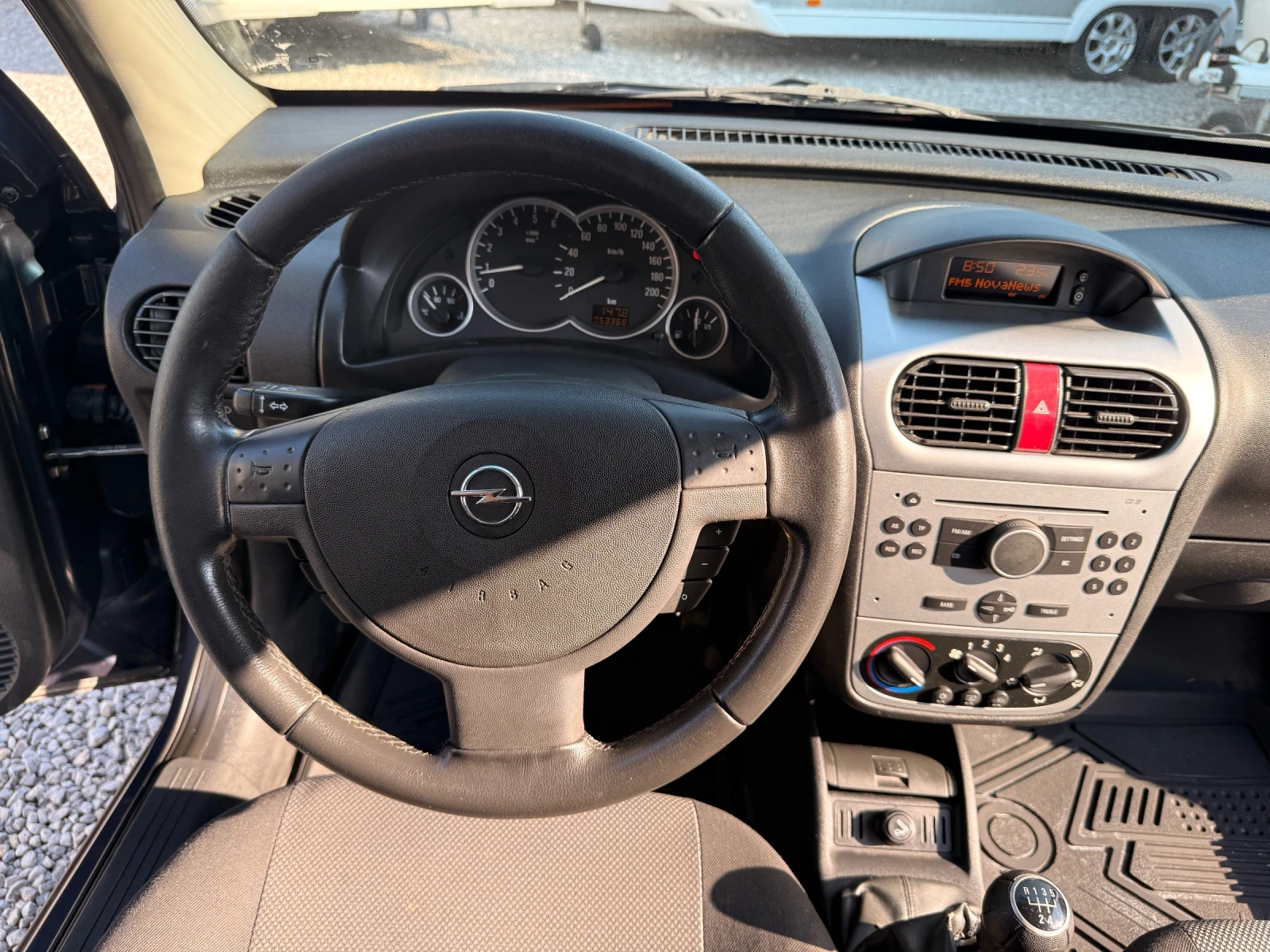Opel Combo CDTI, снимка 12 - Автомобили и джипове - 55350861