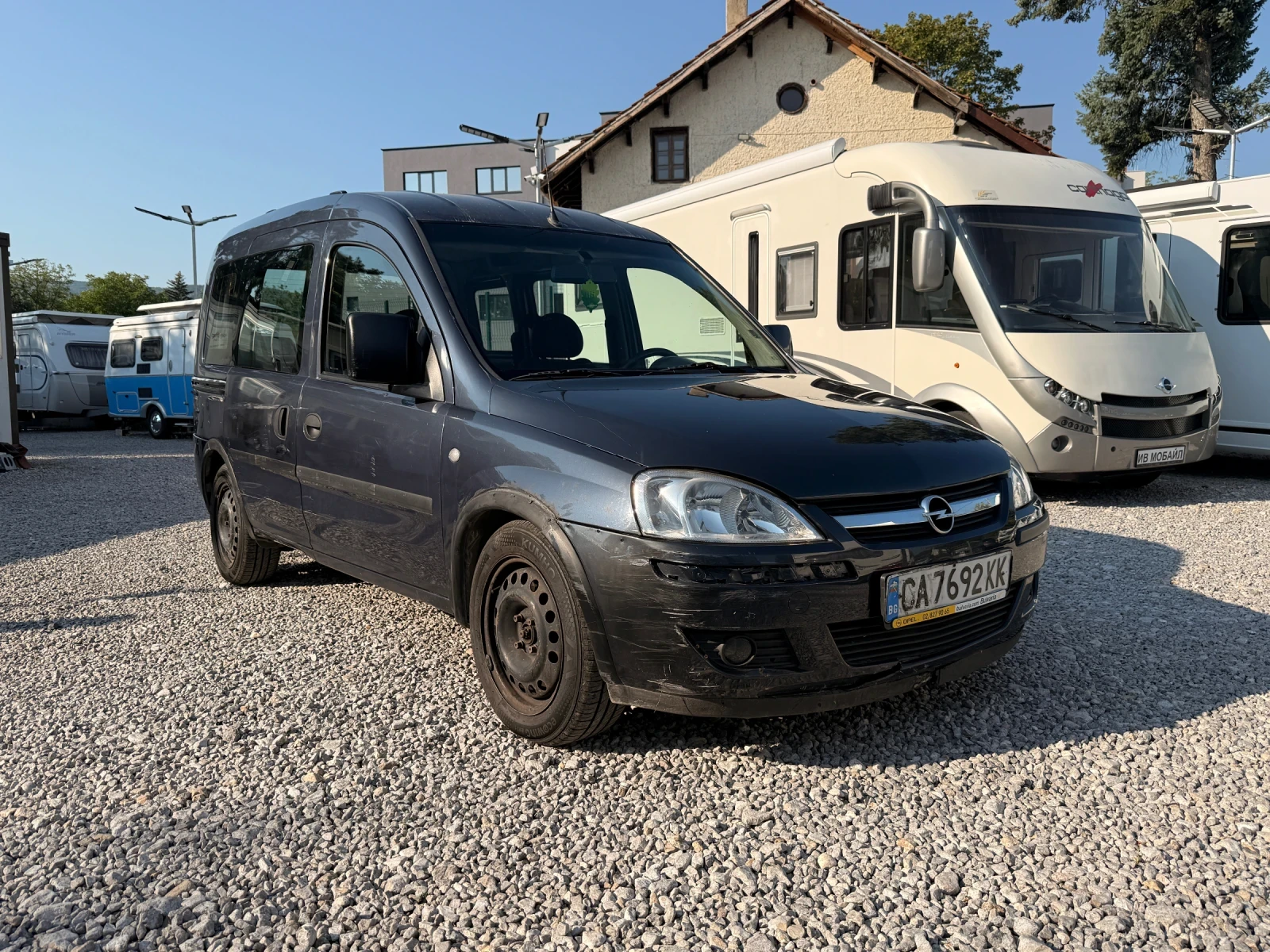 Opel Combo CDTI, снимка 2 - Автомобили и джипове - 55350861