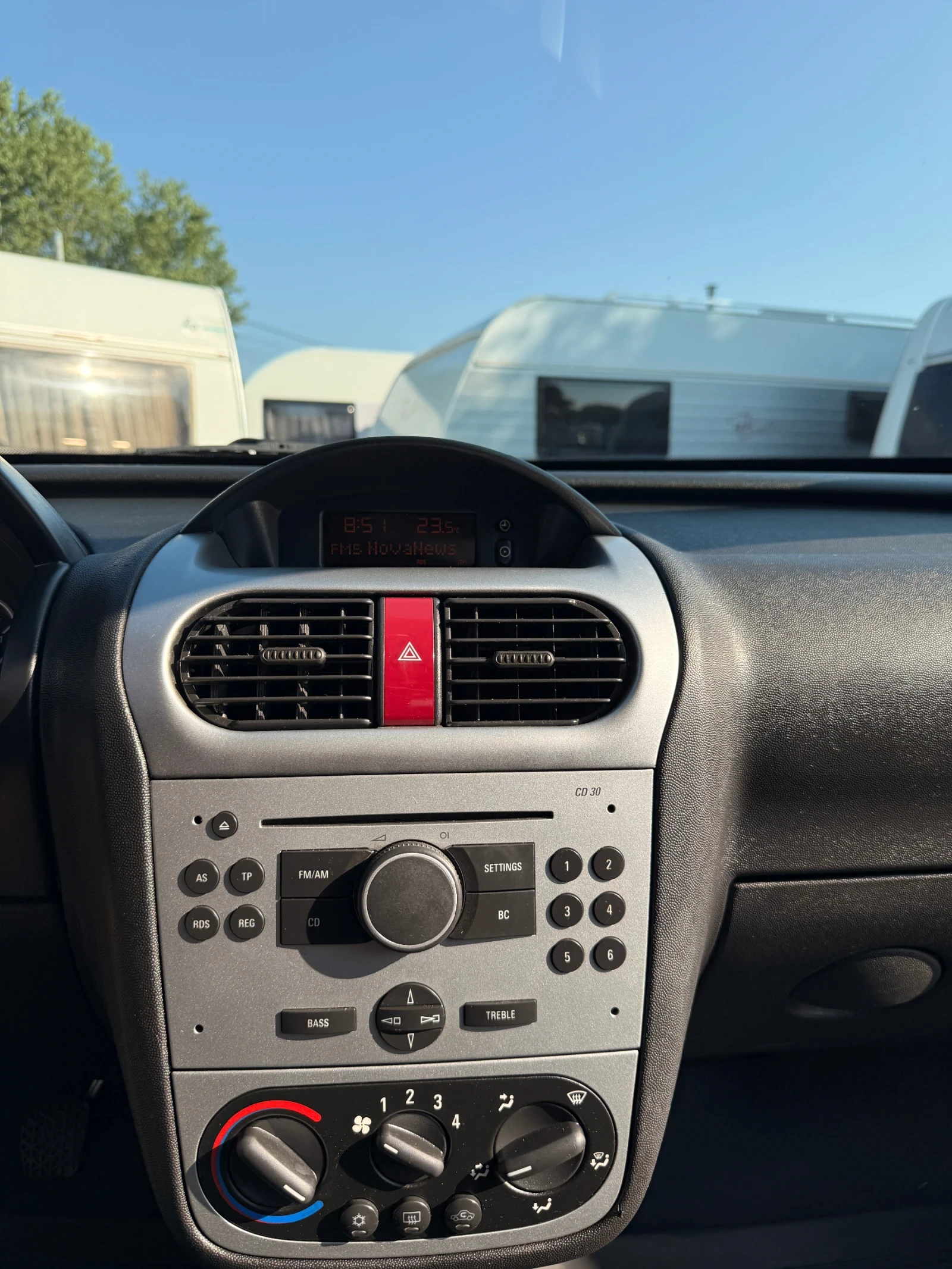 Opel Combo CDTI, снимка 13 - Автомобили и джипове - 55350861