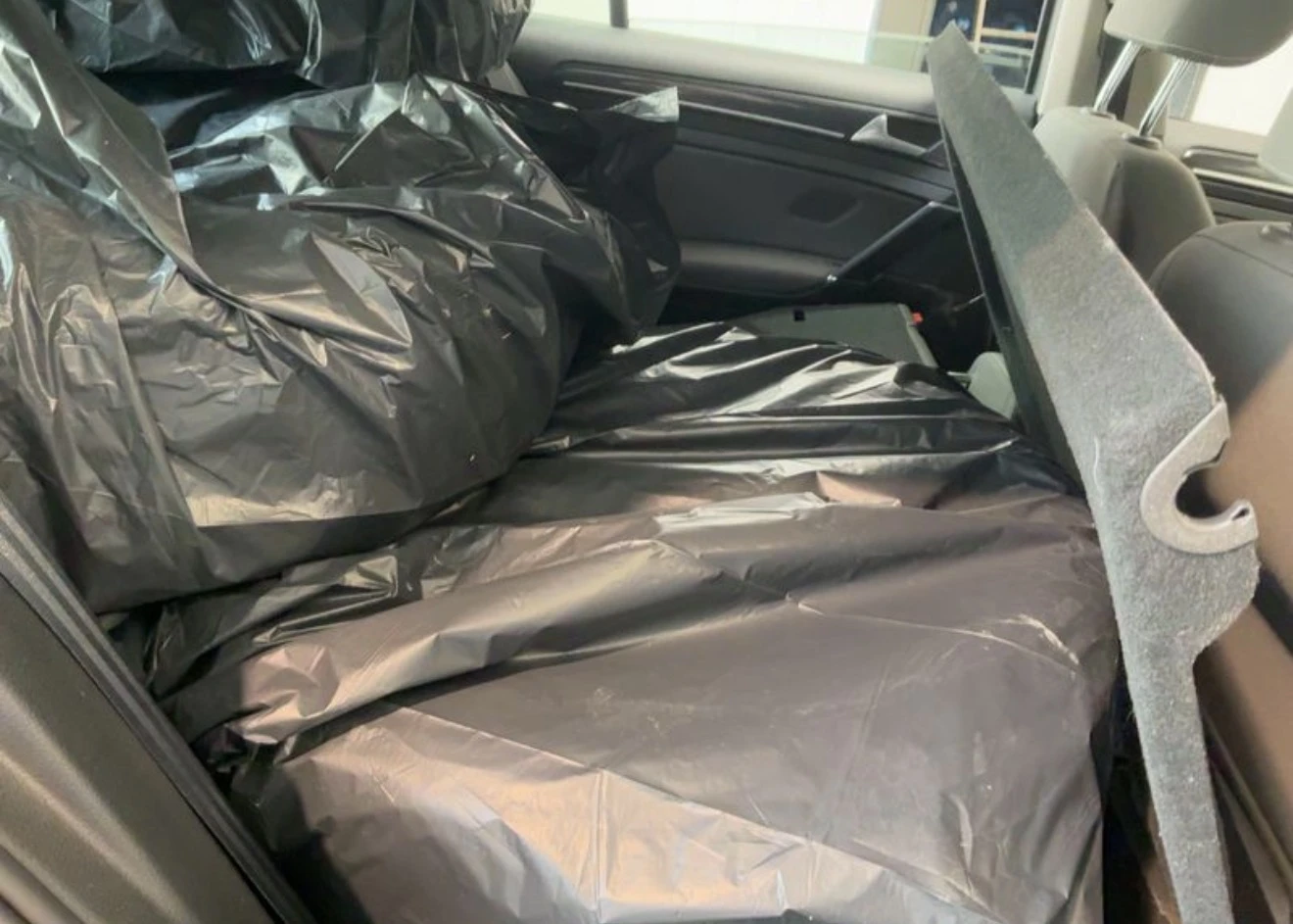 VW Golf 2.0TDI* СЕРВИЗНА КНИЖКА С ПЪЛНА ИСТОРИЯ VW, снимка 7 - Автомобили и джипове - 56096089