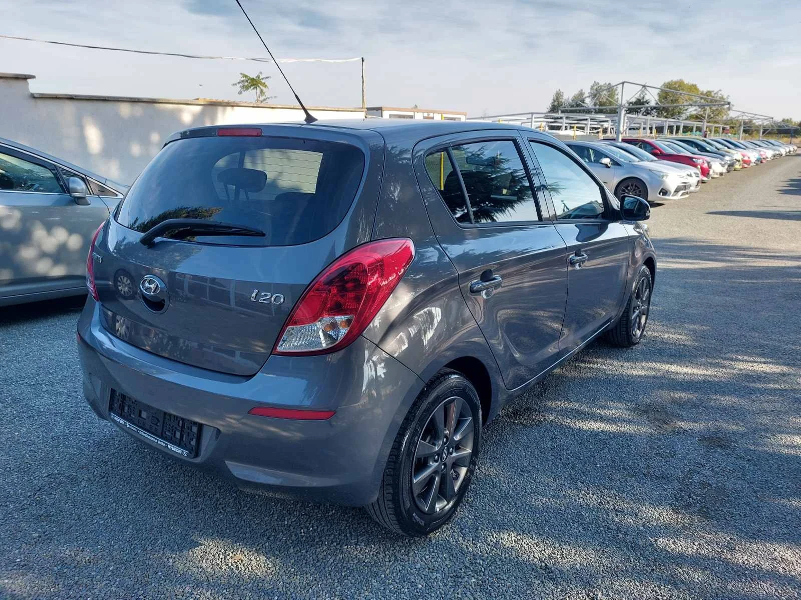 Hyundai I20 1.2 | Mobile.bg � ����������� 15