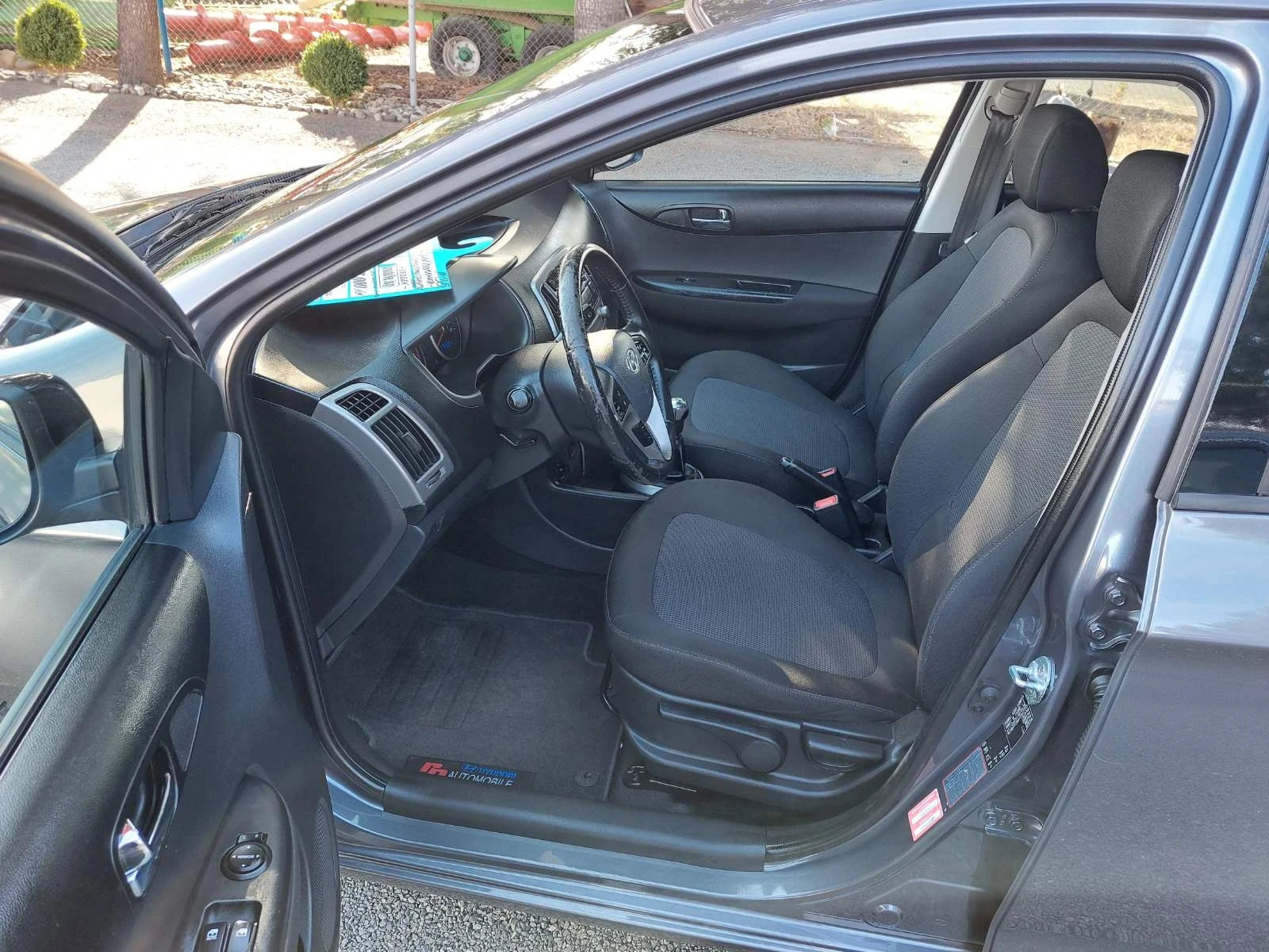 Hyundai I20 1.2 | Mobile.bg � ����������� 10